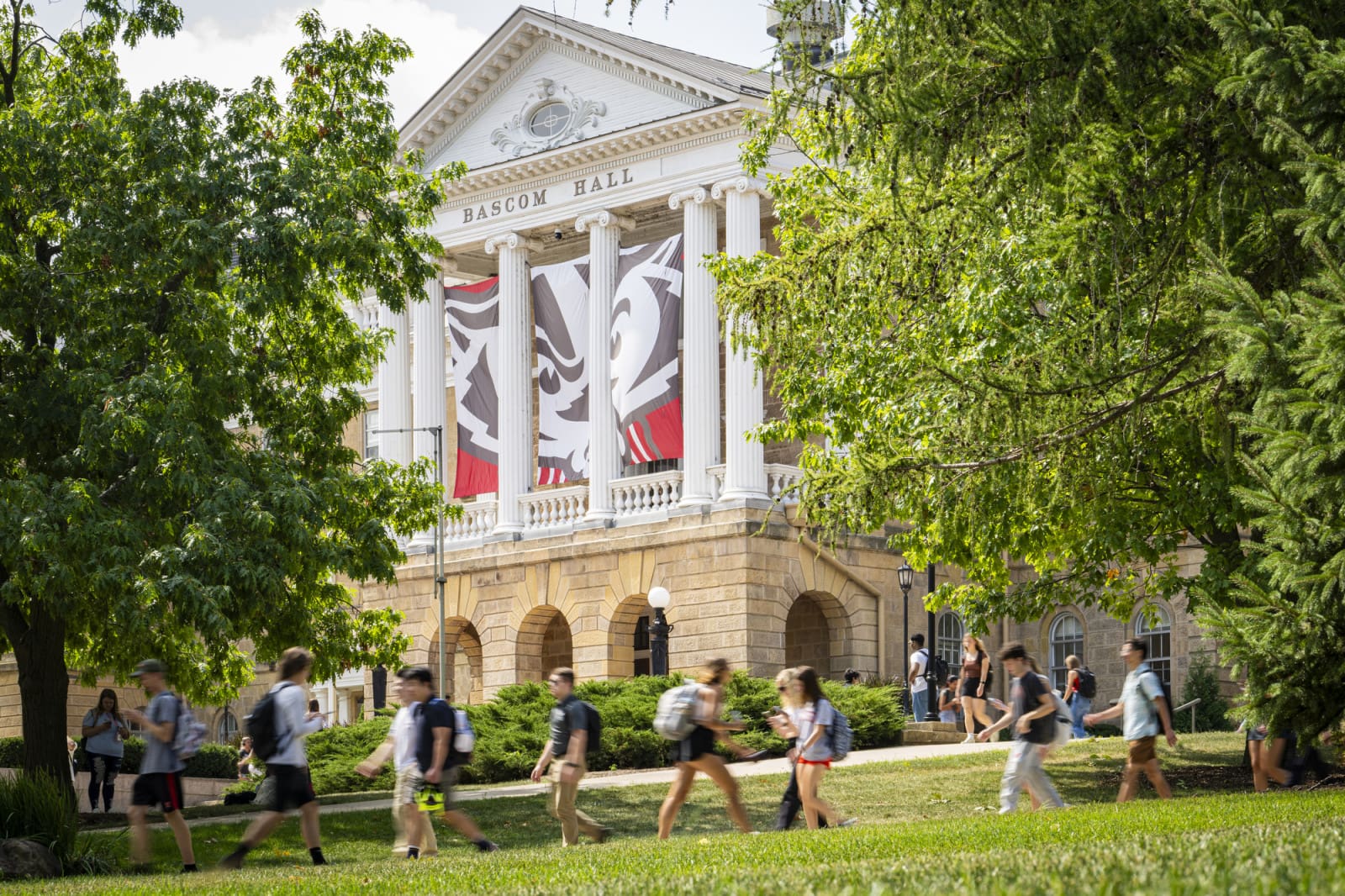 UW Students near Bascom Hall