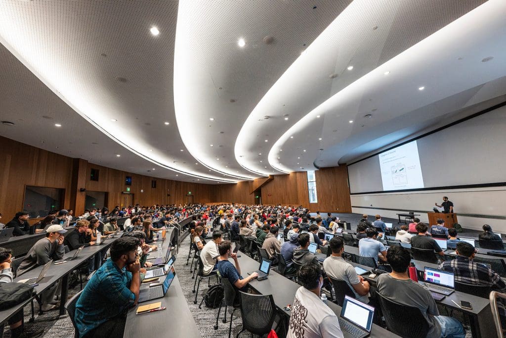 Students listen to an “Intro to Big Data Systems” lecture in Morgridge Hall on the first day of the fall semester. Photo: Taylor Wolfram / UW–Madison
